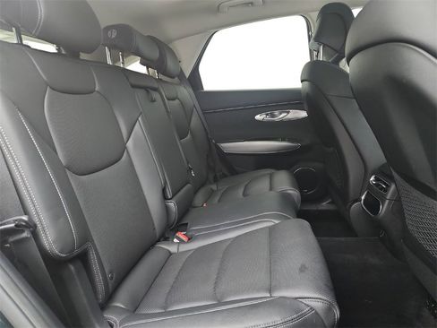 Used 2022 Genesis GV70 2.5T w/ Select Package image 28