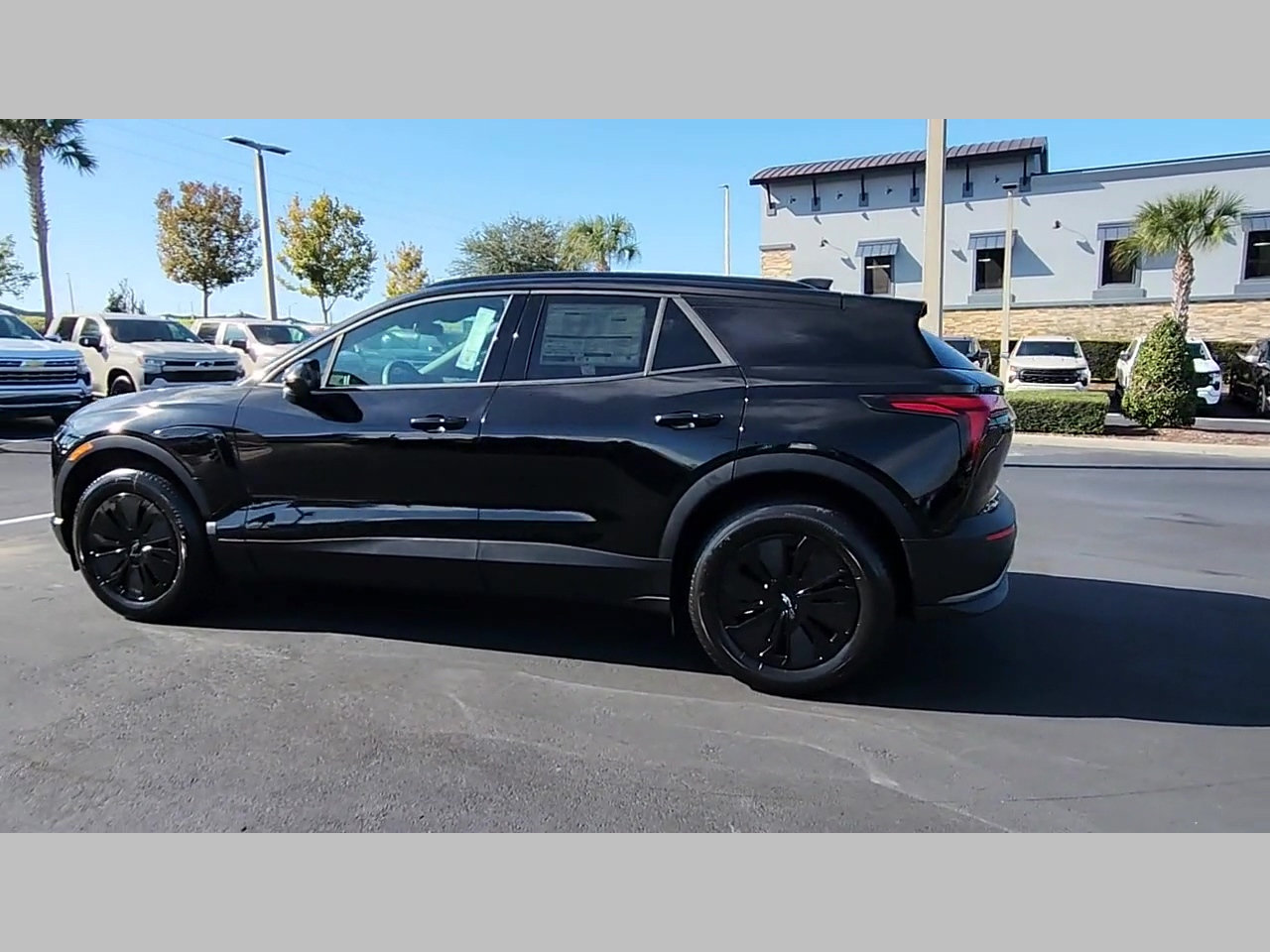 New 2026 Chevrolet Blazer EV LT w/ Midnight/Sport Edition FWD image 17