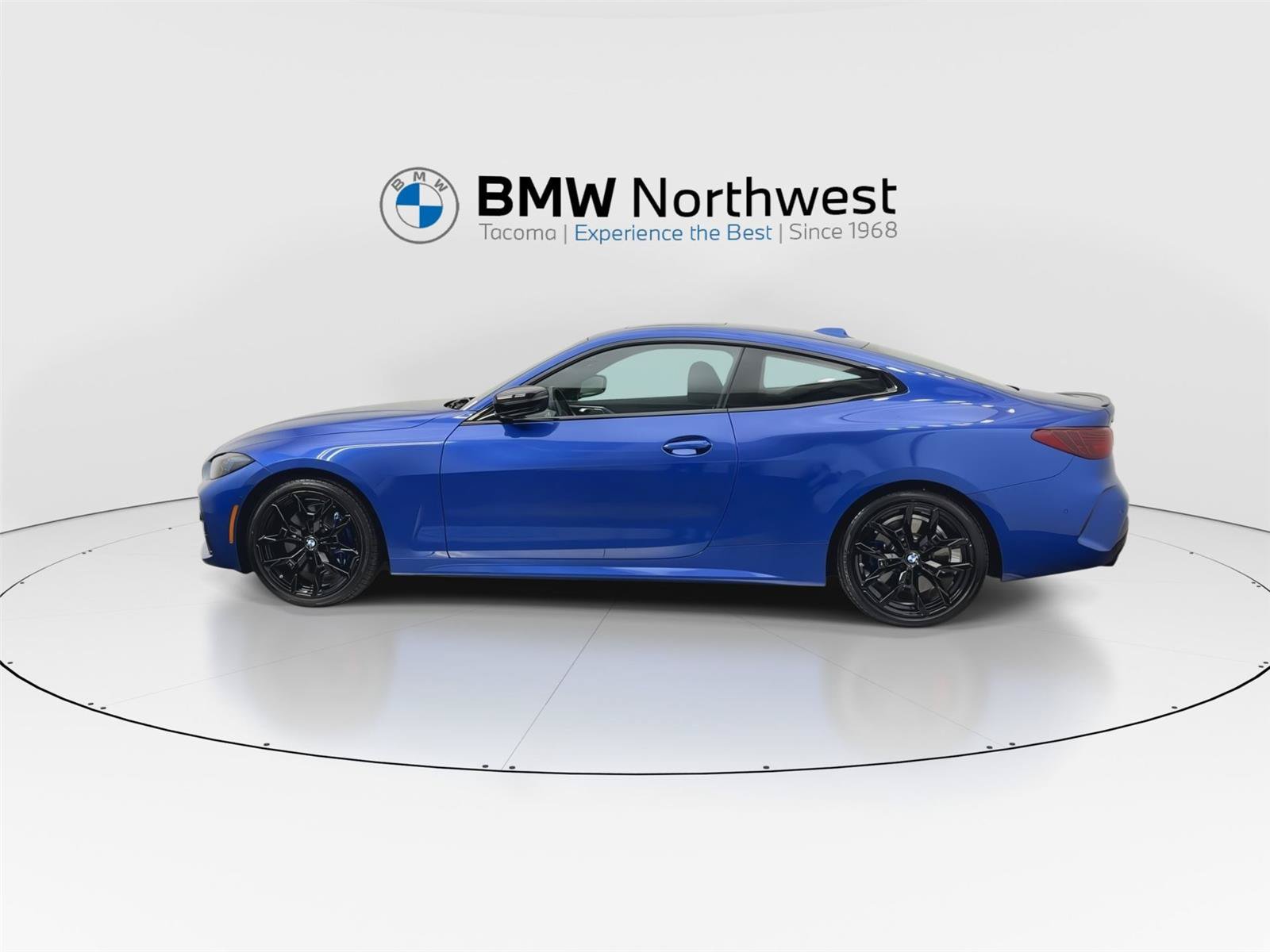 Used 2026 BMW 430i xDrive Coupe w/ M Sport Package AWD/4WD image 11