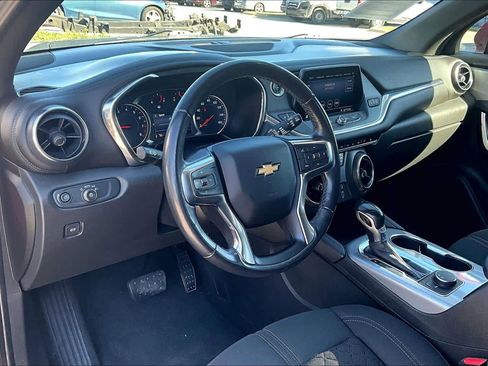 Used 2020 Chevrolet Blazer LT image 16