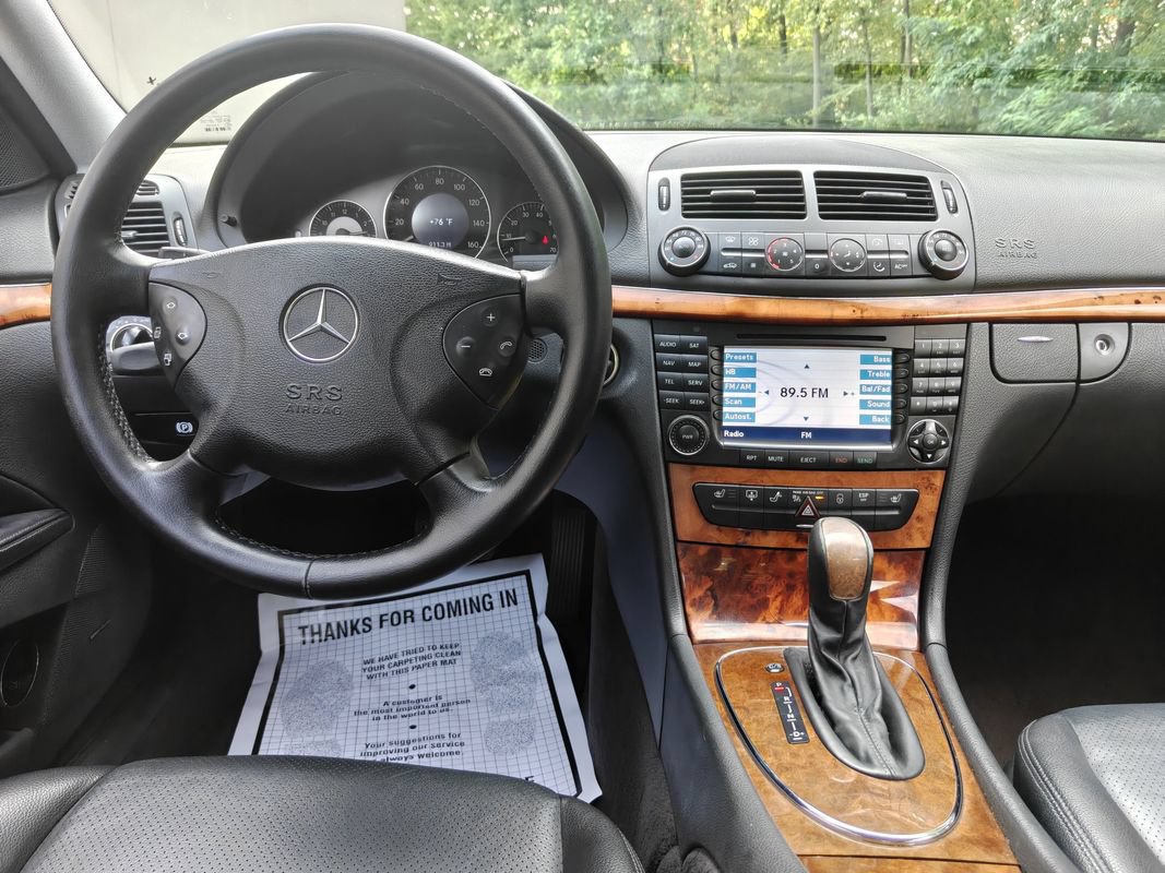 Used 2005 Mercedes-Benz E 320 Sedan image 22