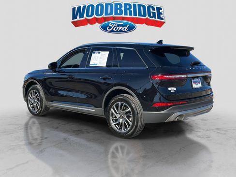 Used 2022 Lincoln Corsair AWD w/ Equipment Group 101A image 5