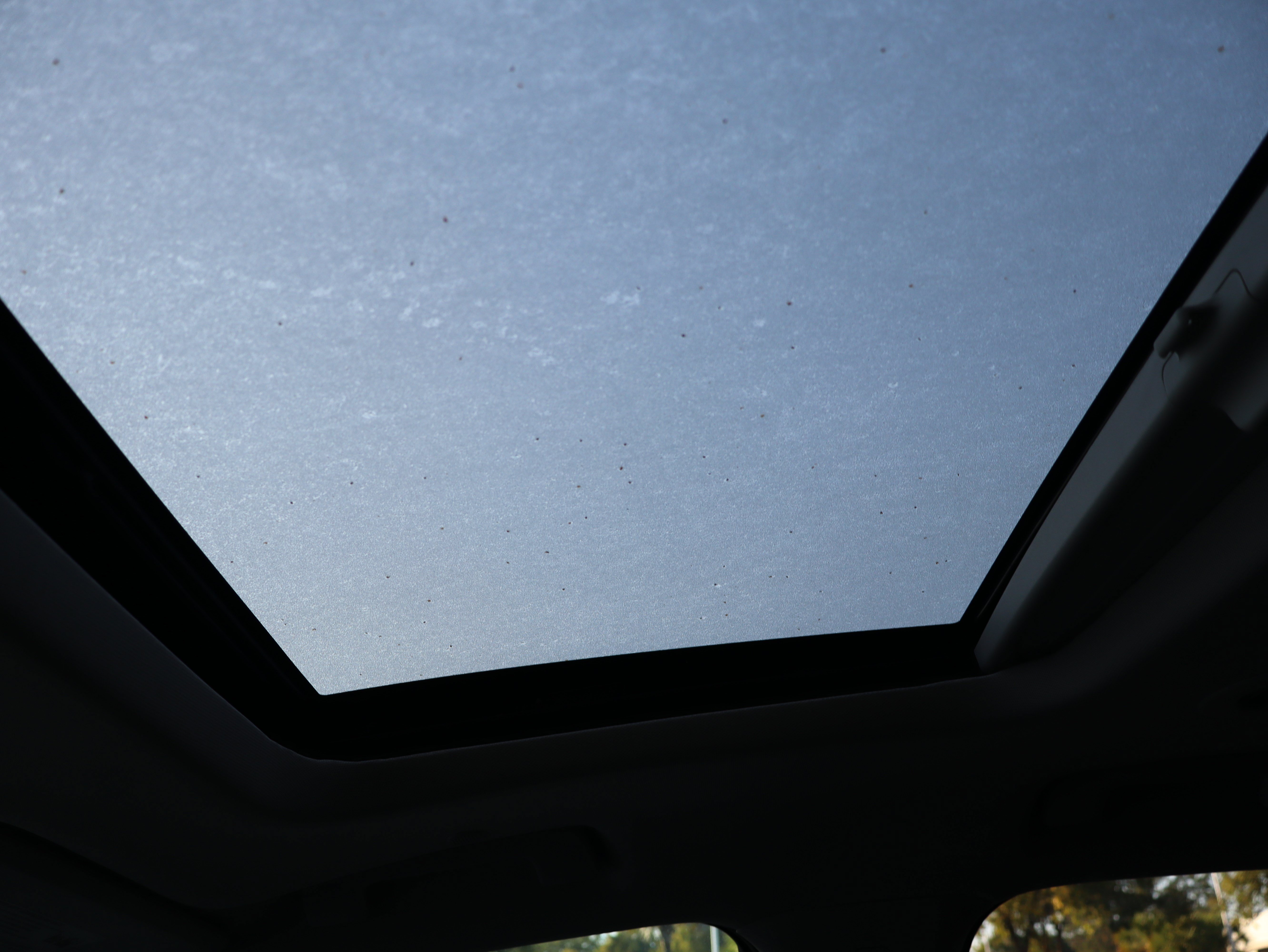 Used 2021 Chevrolet Traverse Premier FWD image 43