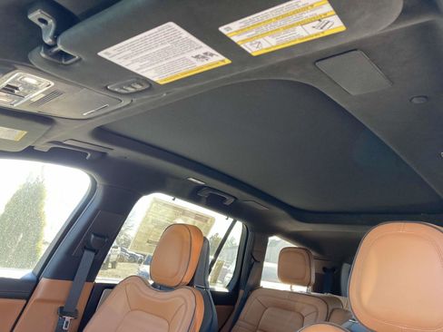 New 2025 Lincoln Aviator Black Label image 22