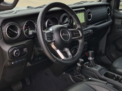 Used 2023 Jeep Wrangler Unlimited Sahara w/ Cold Weather Group image 25