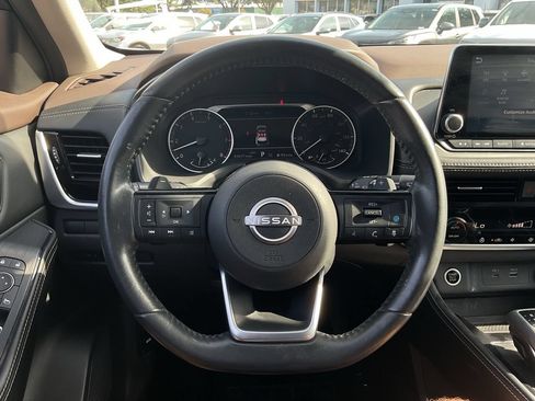 Certified 2023 Nissan Rogue SL AWD/4WD image 35