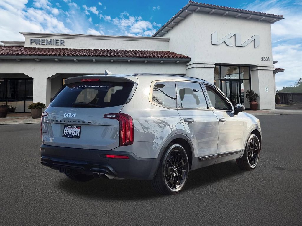 Certified 2022 Kia Telluride EX w/ EX Premium Package AWD/4WD image 8
