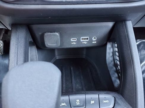 Certified 2023 Chevrolet TrailBlazer LT w/ Convenience Package AWD/4WD image 34