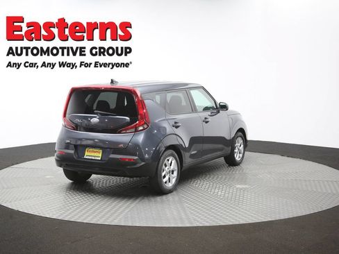 Used 2020 Kia Soul S FWD image 39