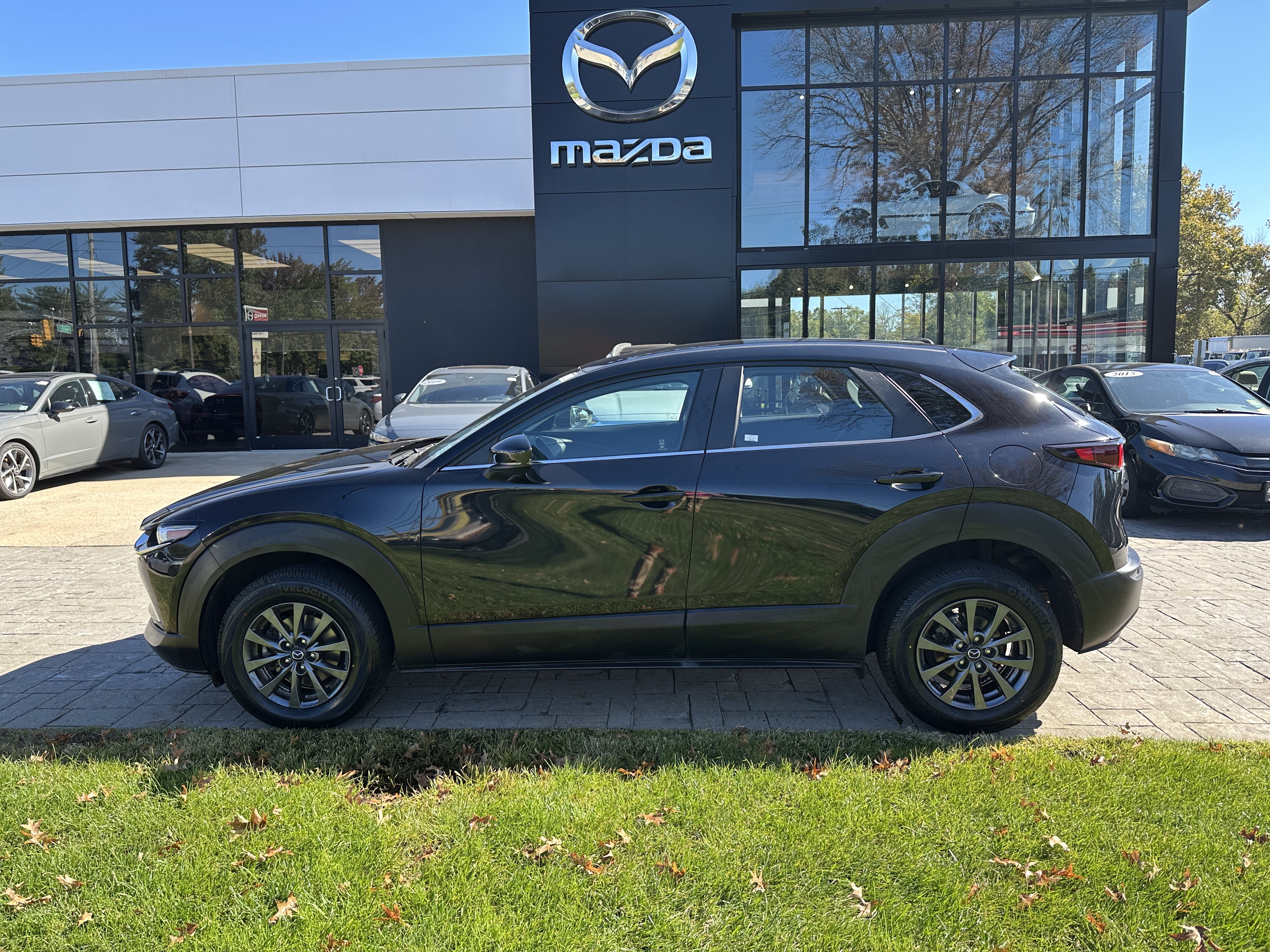 Certified 2024 MAZDA CX-30 AWD 2.5 S image 3