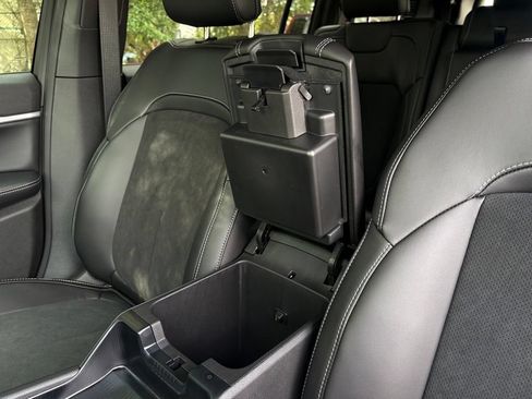 New 2026 Jeep Grand Cherokee L 2WD image 17