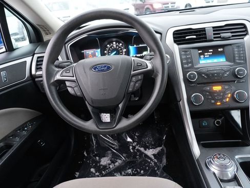 Used 2018 Ford Fusion S image 21