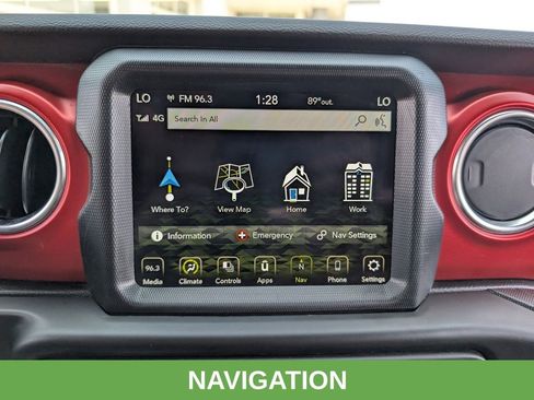 Used 2022 Jeep Wrangler Unlimited Rubicon image 3