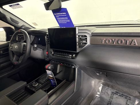 Used 2025 Toyota Sequoia TRD Pro AWD/4WD image 42