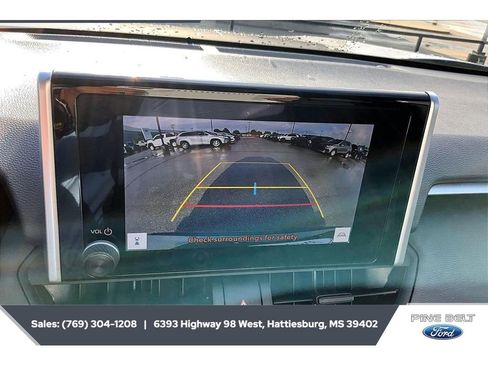 Used 2024 Toyota RAV4 XLE AWD/4WD image 15