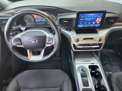 Used 2020 Ford Explorer XLT RWD image 28