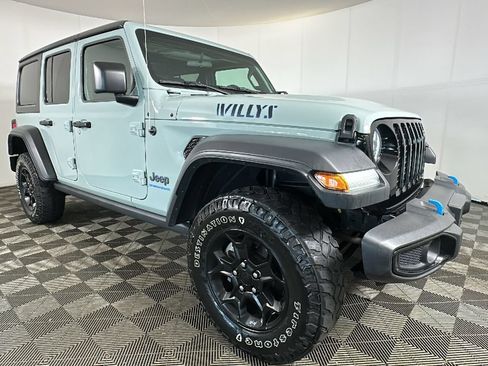 Used 2023 Jeep Wrangler Unlimited w/ Cold Weather Group AWD/4WD image 3