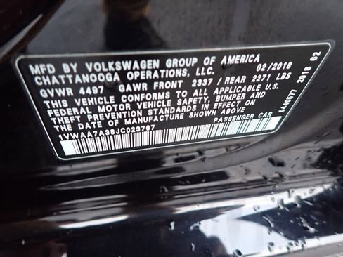 Used 2018 Volkswagen Passat 2.0T R-Line w/ R-Line Lighting Package image 30