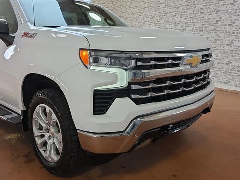 Used 2022 Chevrolet Silverado 1500 LTZ w/ LTZ Convenience Package II image 10
