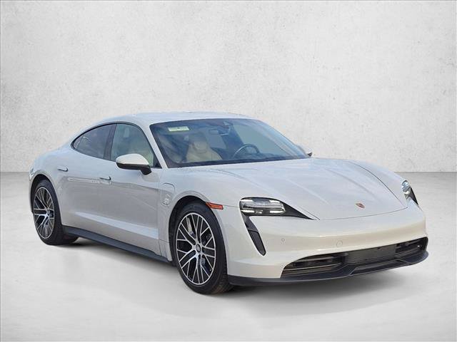 Used 2021 Porsche Taycan RWD image 3
