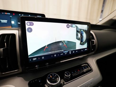 Used 2025 Ford Expedition Max Active image 21