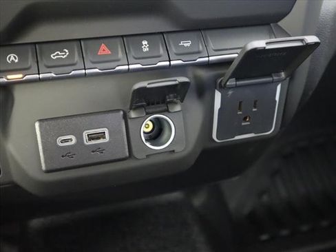 New 2025 Chevrolet Silverado 1500 W/T w/ WT Safety Package image 7