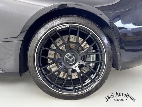 Used 2020 Mercedes-Benz C 63 AMG Cabriolet w/ Parking Assistance Package image 40