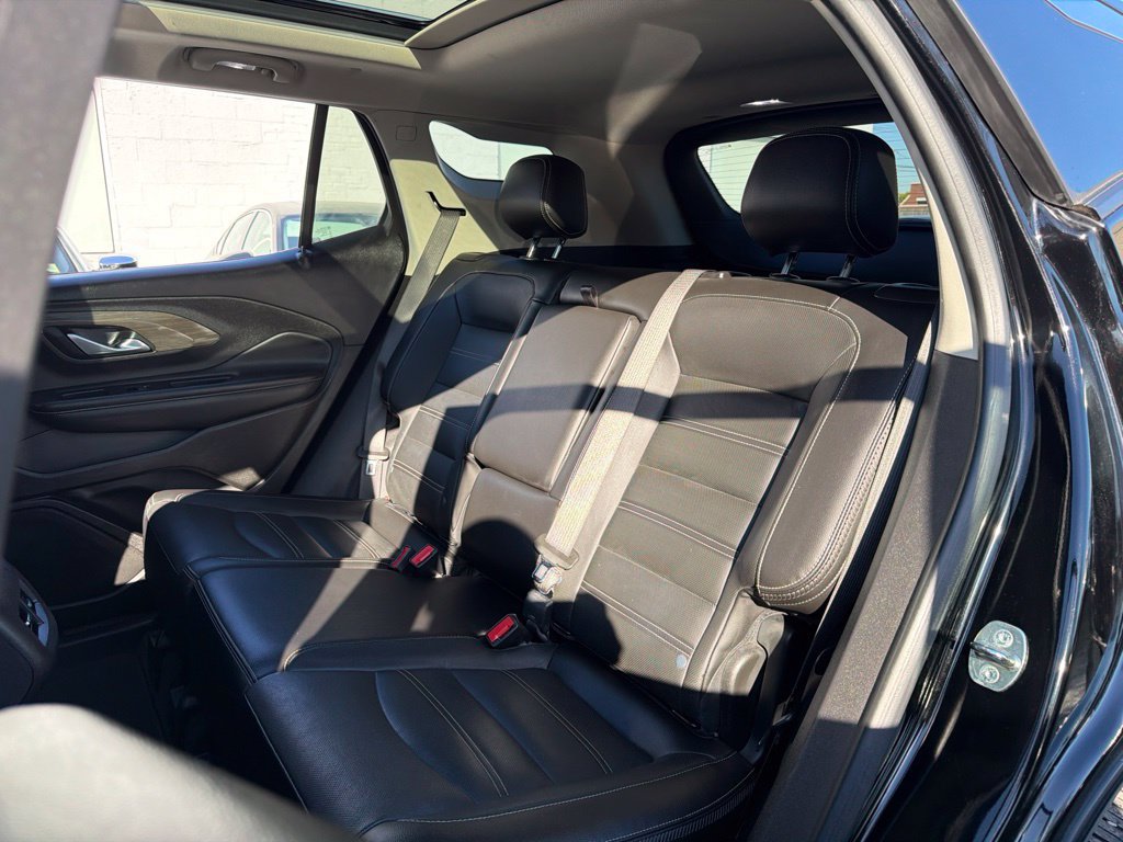 Used 2024 GMC Terrain Denali w/ Black Diamond Edition AWD/4WD image 25