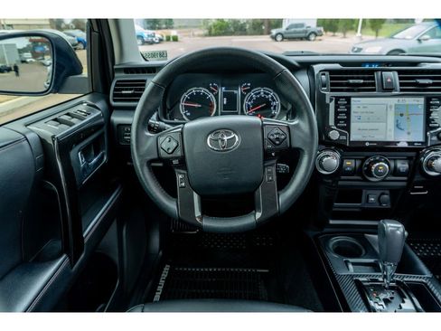 Used 2020 Toyota 4Runner Venture w/ Moonroof Package image 21