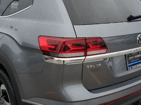 Used 2022 Volkswagen Atlas SEL image 12