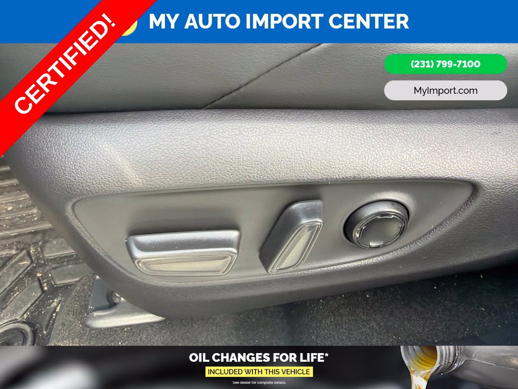 Used 2022 Toyota Venza Limited AWD/4WD image 13