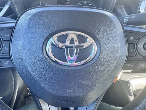 Used 2024 Toyota Corolla LE image 16