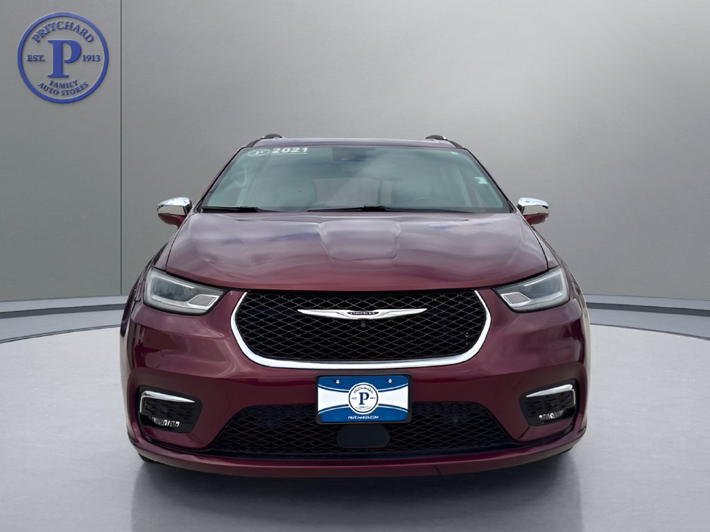 Used 2021 Chrysler Pacifica Limited w/ Premium & Safety Sphere Group AWD/4WD image 2