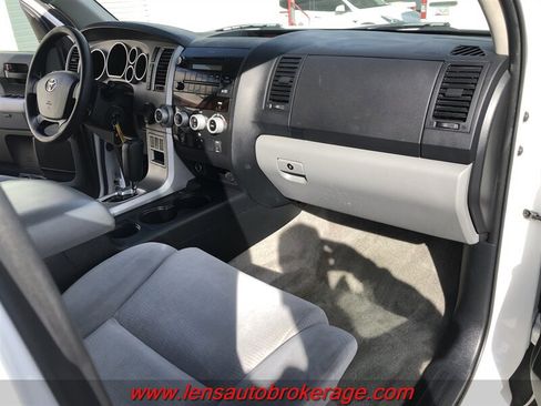 Used 2008 Toyota Sequoia SR5 RWD image 23