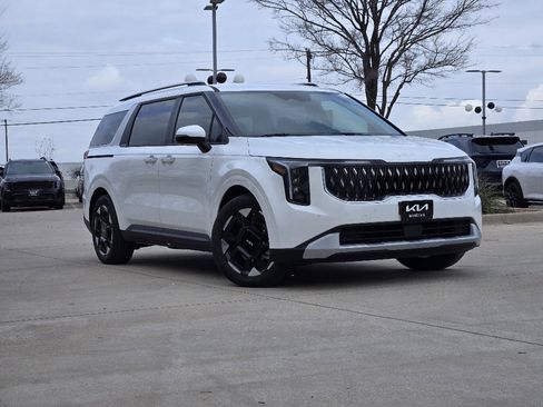 New 2026 Kia Carnival EX image 1