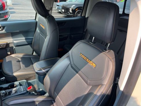 Certified 2025 Ford Maverick Tremor AWD/4WD image 13