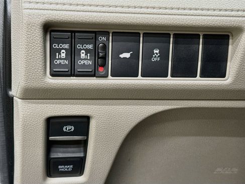 Used 2025 Honda Odyssey EX-L image 11