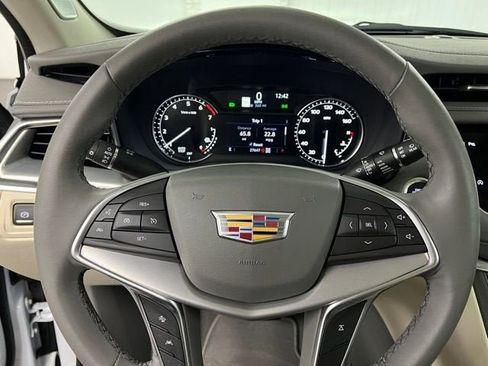 Certified 2024 Cadillac XT5 Premium Luxury image 15