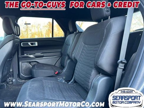 Used 2020 Ford Explorer XLT w/ Comfort Package image 7