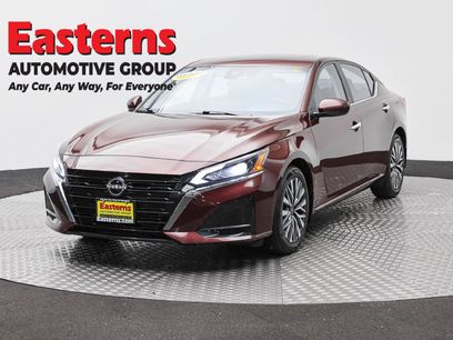 Used 2023 Nissan Altima 2.5 SV w/ SV Premium Package