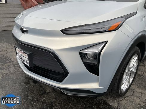 Used 2023 Chevrolet Bolt EUV LT image 85