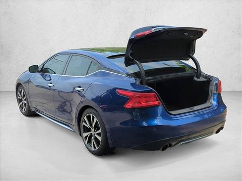 Used 2017 Nissan Maxima Platinum FWD image 10