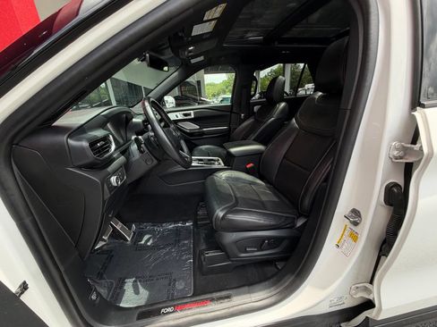 Used 2021 Ford Explorer ST w/ Equipment Group 401A AWD/4WD image 36