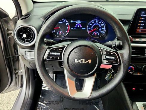 Used 2023 Kia Forte LXS FWD image 13
