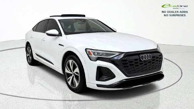 Used 2024 Audi Q8 e-tron Premium AWD/4WD image 1