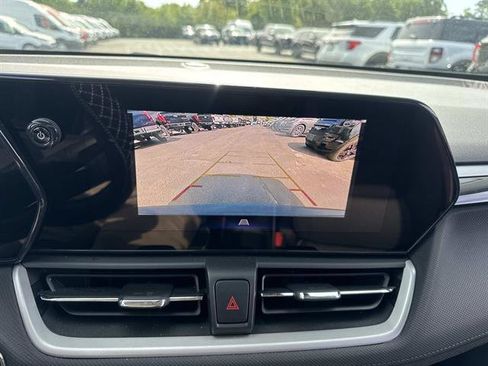 Used 2024 Chevrolet TrailBlazer LS w/ LS Convenience Package AWD/4WD image 34