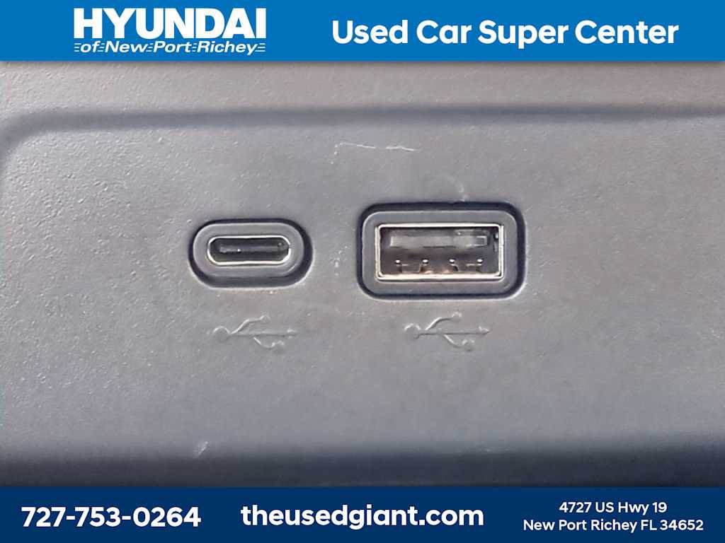 Used 2024 Chevrolet Trax LT w/ Driver Confidence Package FWD image 22