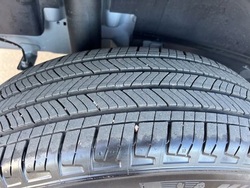 Used 2024 Ford Maverick XLT w/ XLT Luxury Package image 10