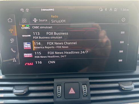 Used 2025 Audi Q5 2.0T Premium Plus w/ Premium Plus Package image 19