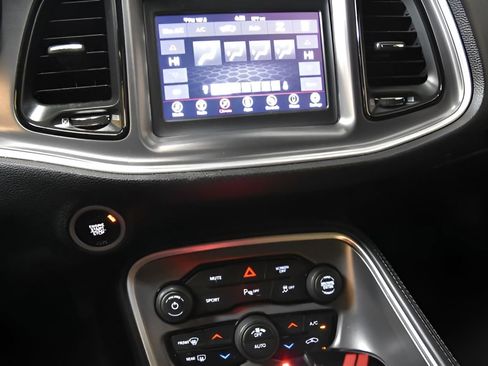 Used 2021 Dodge Challenger R/T image 22